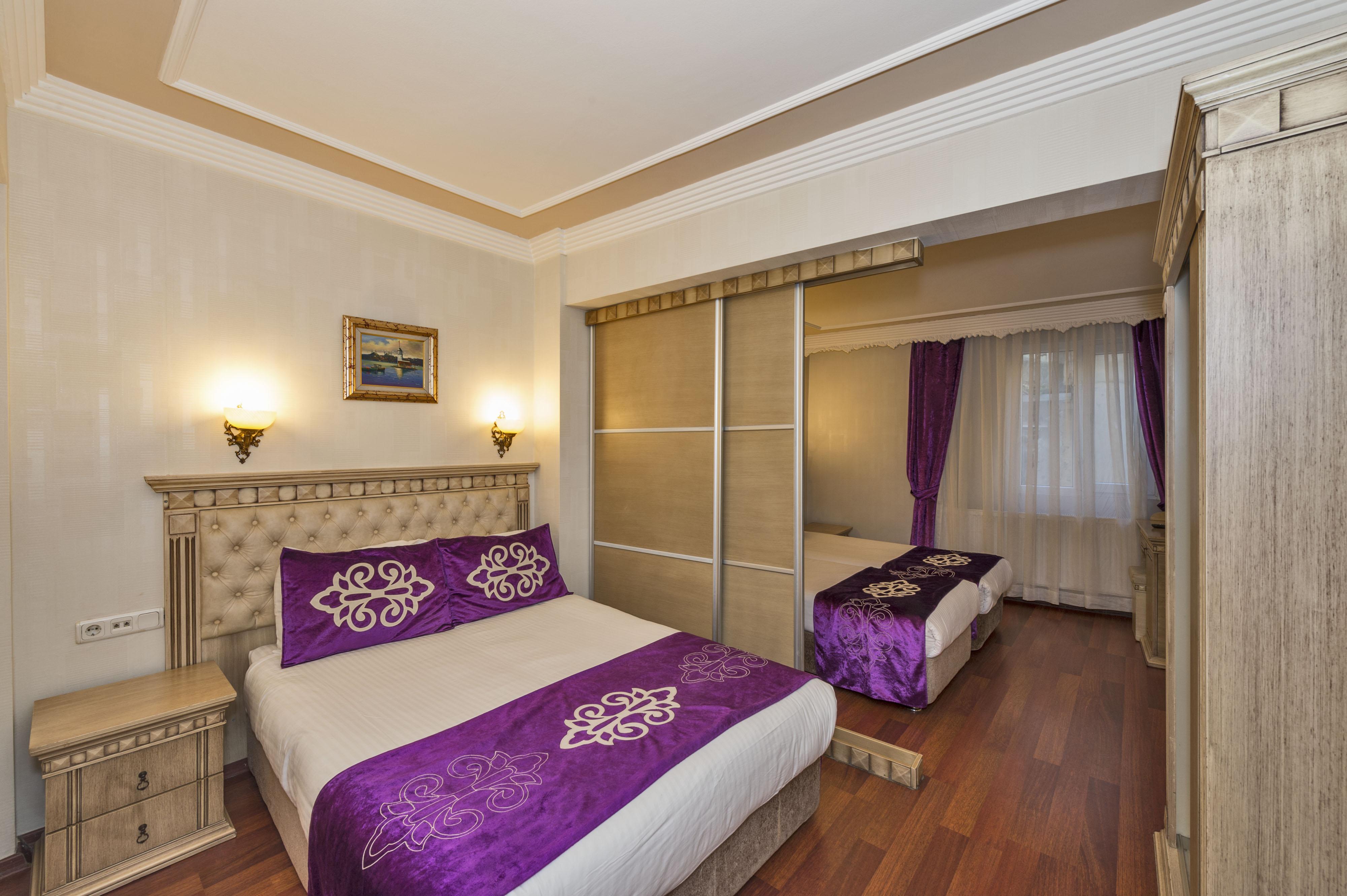 Istanbul Holiday Hotel Екстериор снимка